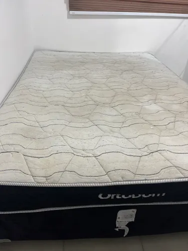 DOAÇÃO - Cama (base + colchão)