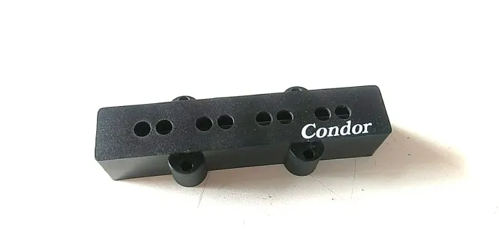 Cover captador Jazz Bass 4 cordas aberto