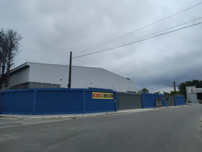 Galpão para locação com 3.900 m² no bairro Santa Luzia, na rodovia pres. Dutra em Caçapava