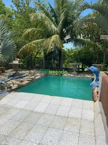 Casa com amplo terreno à venda no Aterrado em Lorena-SP