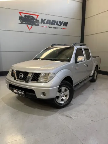 Nissan Frontier LE CD 4X4 2.5 TB Diesel Mec. 2011