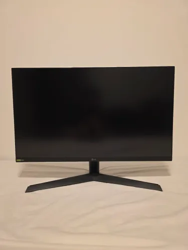 Monitor LG UltraGear 27? IPS 180Hz 1ms 27GS60F-B - 3 Meses de Uso