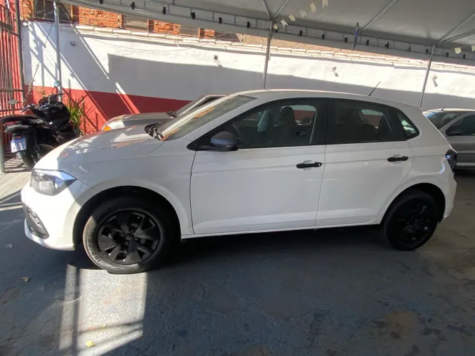 Volkswagen Polo Track 1.0 Flex 12V 5P 2025