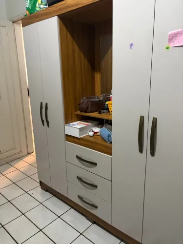 Guarda roupa