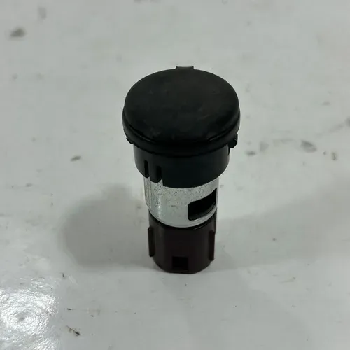 Plug 12v Chevrolet Onix Prisma 2013 A 2019