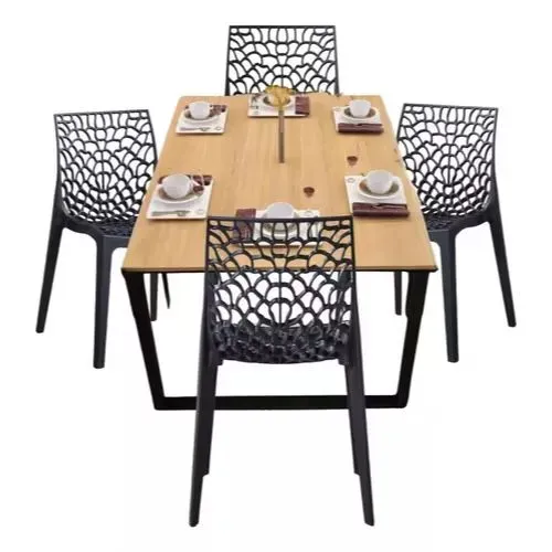 Conjunto com 4 cadeiras Gruvyer