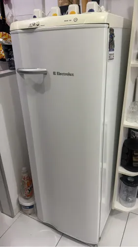 GELADEIRA funcionando perfeitamente