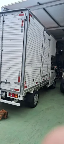 Fazemos entregas, carretos e mudanças. 