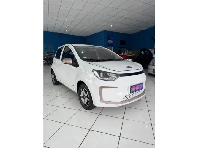 JAC E-JS4 150cv 5P Aut. (elétrico) 2023