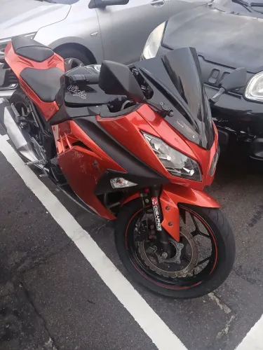 Kawasaki ninja 300