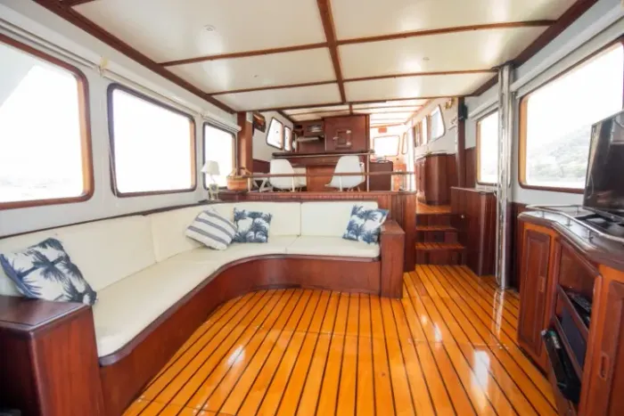 Trawler Sparkman&Stephens 57 pés