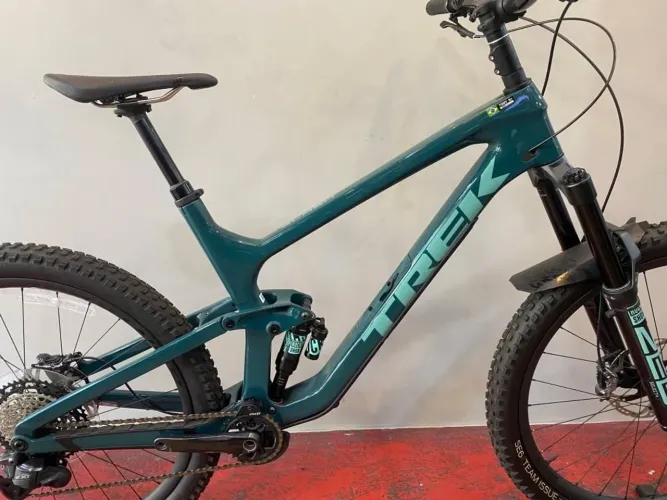 Trek Slash