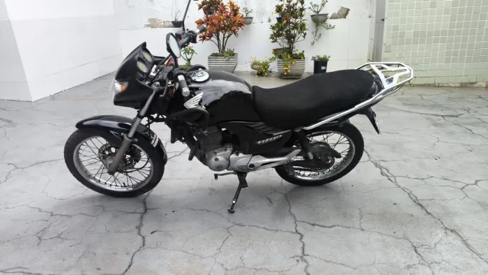 Honda cg Titan 2009 vendo /troco $10.800