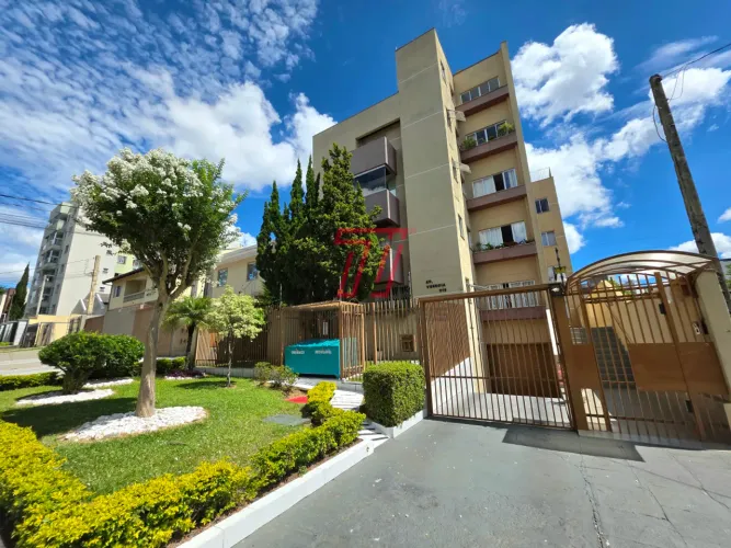 Apartamento com 2 dormitórios à venda com 49,39m² no Ed. Venécia, bairro Novo Mundo
