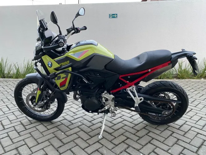 2025 BMW f900 gs plus