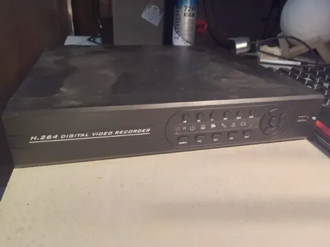 Dvr Gravador Digital De Vídeo H.264 16 Canais 110/220v Preto