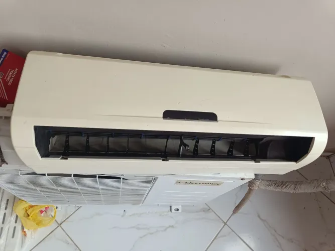 Ar condicionado Eletrolux usado