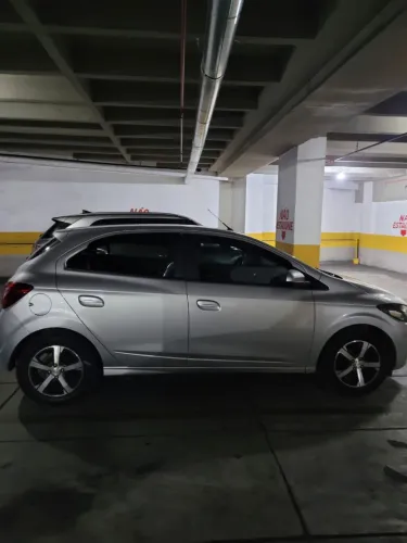 Chevrolet Onix Hatch LTZ 1.4 8V Flex Mec. 4P 2019