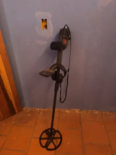 Detector de metral 3030