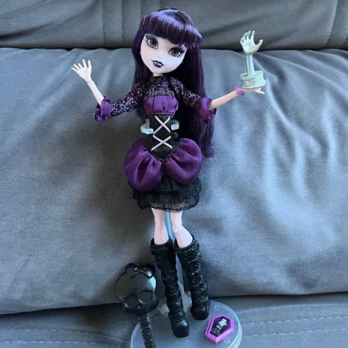 Monster High Elissabat Básica