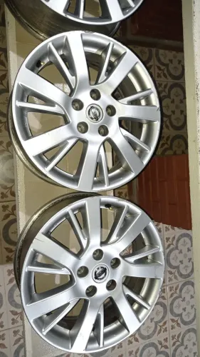 Jogo de Rodas Aro 17 Original Sentra SL 2015