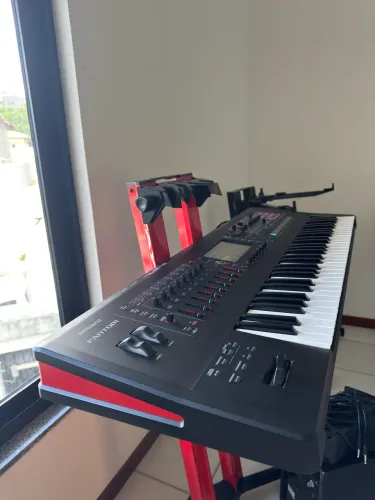Teclado Sintetizador Roland Fantom 6 Ex