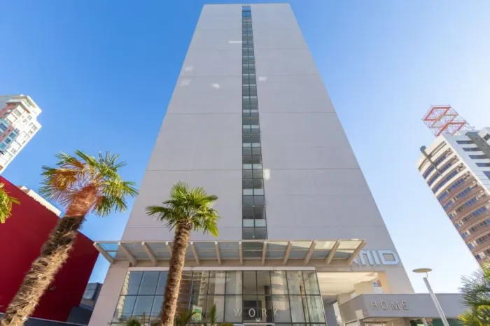 Apartamento com 1 dormitório para alugar, 33 m² por R$ 2.618,00/mês - Centro - Curitiba/PR