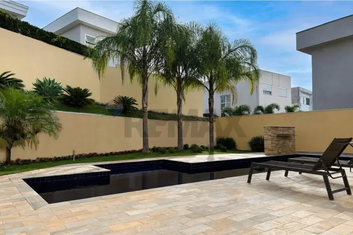 Casa a venda no condominio New Ville Santana de Parnaiba
