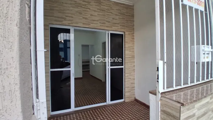 Casa para venda com 98m² no centro de Amparo SP