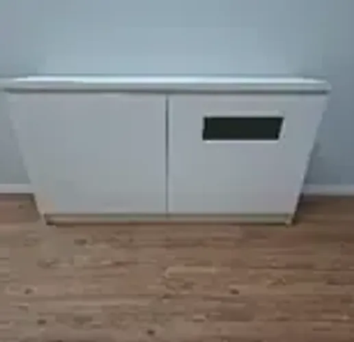 Balcão para Café (pequeno) Estado: Usado Balcão de recepção MDF Laminado.