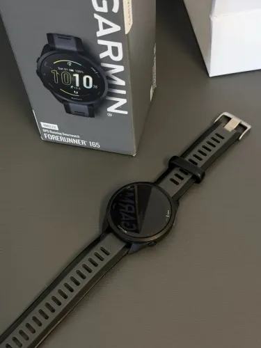 Relógio Garmin Forerunner 165 Seminovo