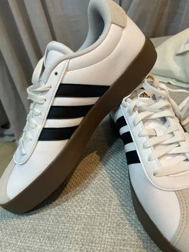 Tenis Adidas Vl Court 3.0 branco tam.40