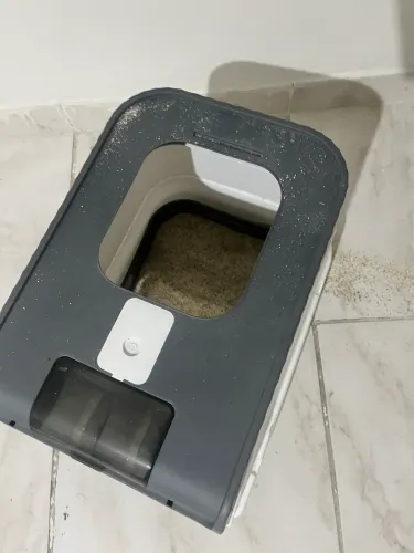 Caixa de areia para gato com UV bactericida