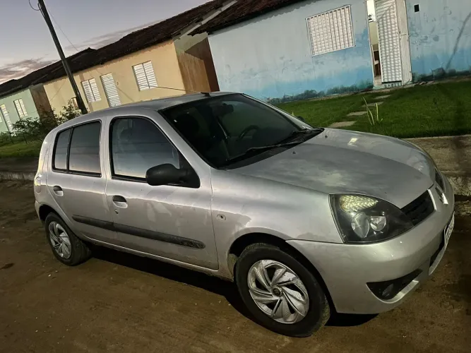 Renault Clio Campus Hi-flex 1.0 16V 3P 2010