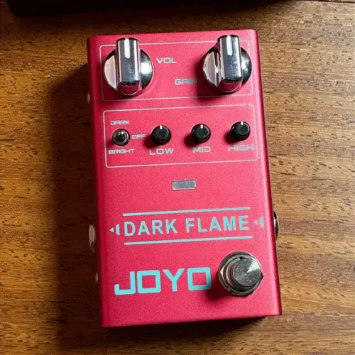 Pedal para Guitarra Joyo Dark Flame