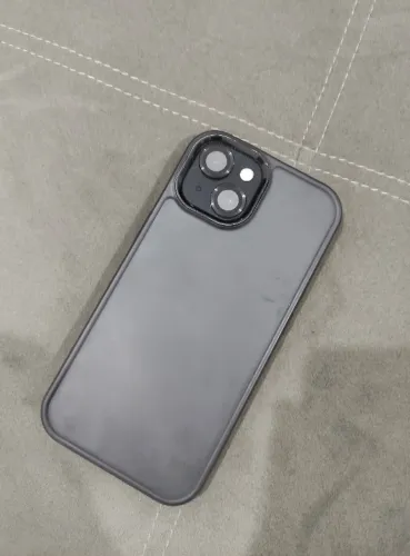 iPhone 15 - 256GB