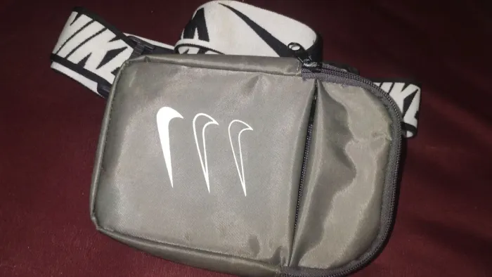 Bag da Nike original valor a ser negociado 