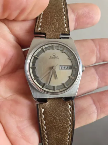 Relógio Omega Automático (Day-Date) Calubre 750,Caixa em Aço 35 x 41 mm Coroa Assinada