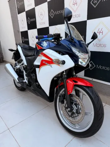 Honda CBR 250R 2012