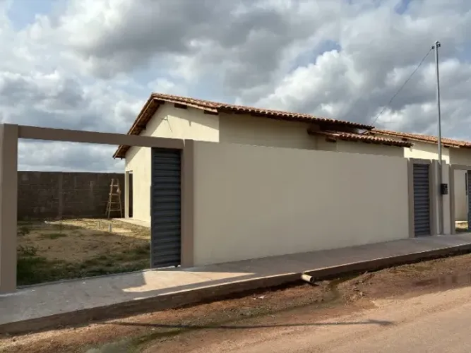 Financiamento de casa Bairro Pantanal,com dois quartos, um banheiro, sala e cozinha.