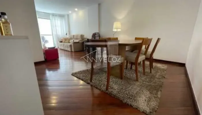 Apartamento - Padrão / Residencial / Leblon