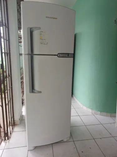 Geladeira frost free 352lts otimo estado