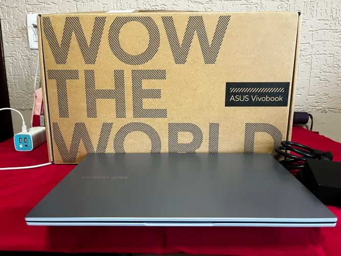 Vendo Notebook Asus Vivobook