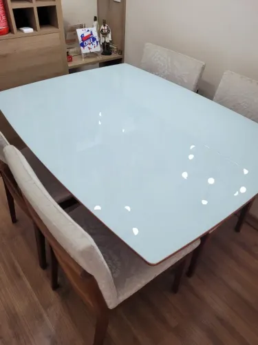 Mesa de Jantar com 4 cadeiras