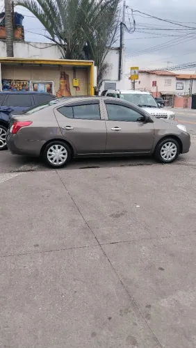Nissan Versa S 1.6 16V Flex Fuel 4P Mec. 2013