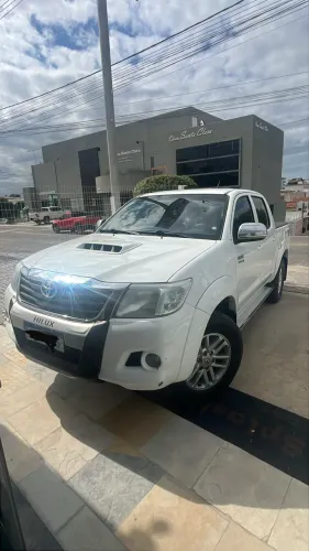 Toyota Hilux CD SRV D4-d 4X4 3.0 TDI Diesel AUT 2013