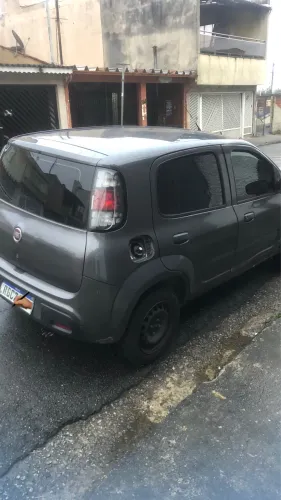 Fiat Uno Attractive 1.0 EVO Fire Flex 8V 5P 2021