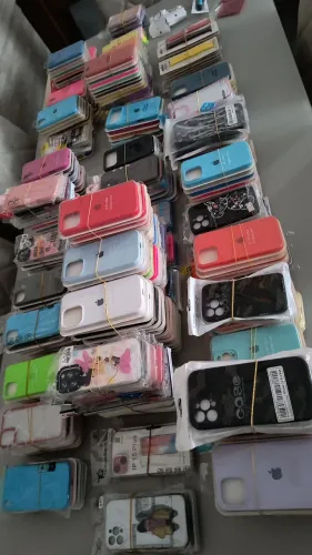 Capinhas de iPhone Lote (Novas) 335unidsdes