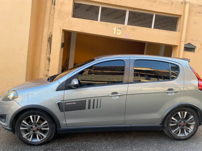 Fiat Palio Sporting 1.6 Flex 16V 5P 2014