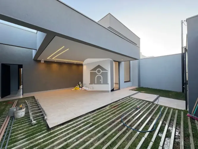 Casa para venda no bairro Grand Ville